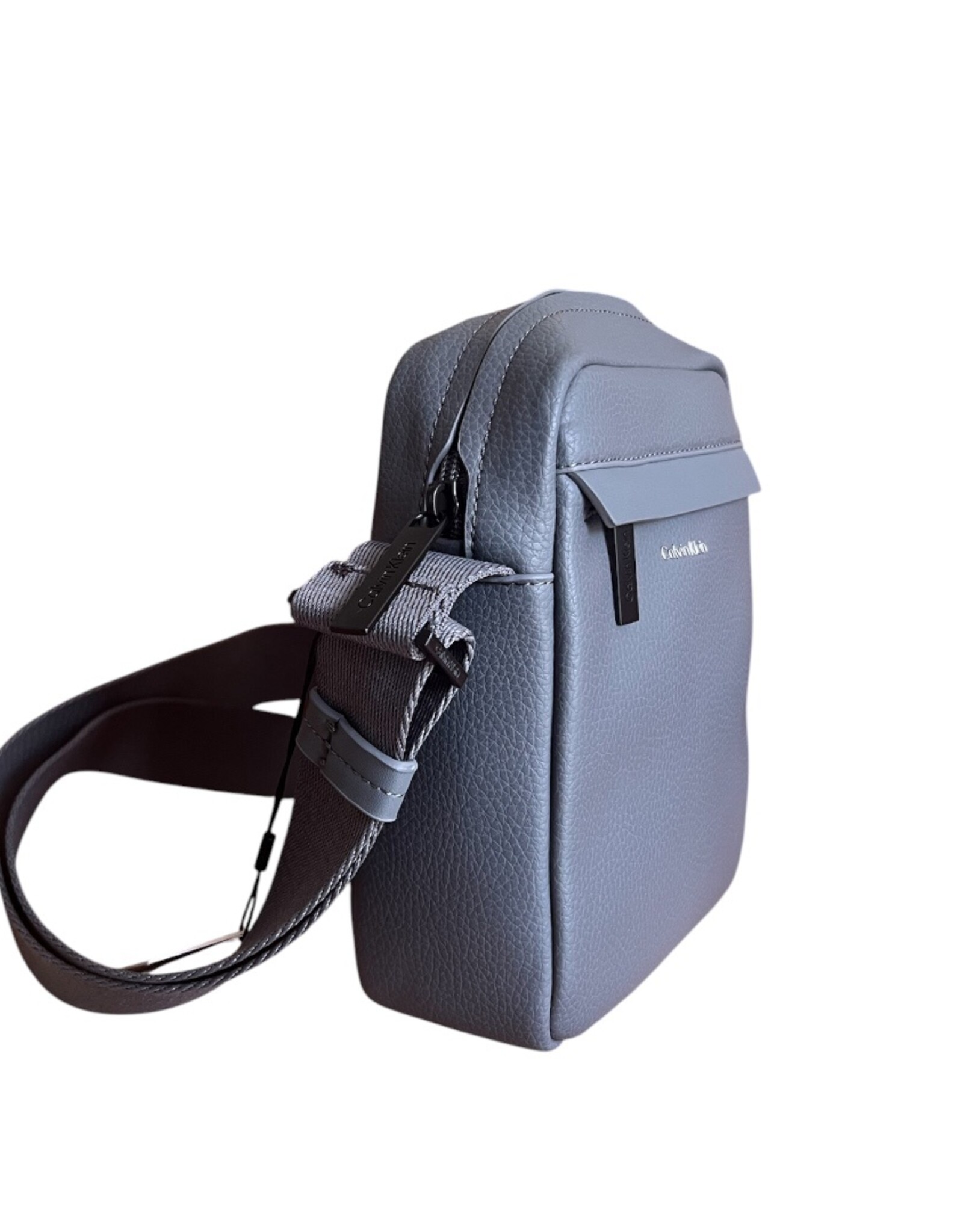 Calvin Klein Calvin Klein Reporter Crossbody Bag