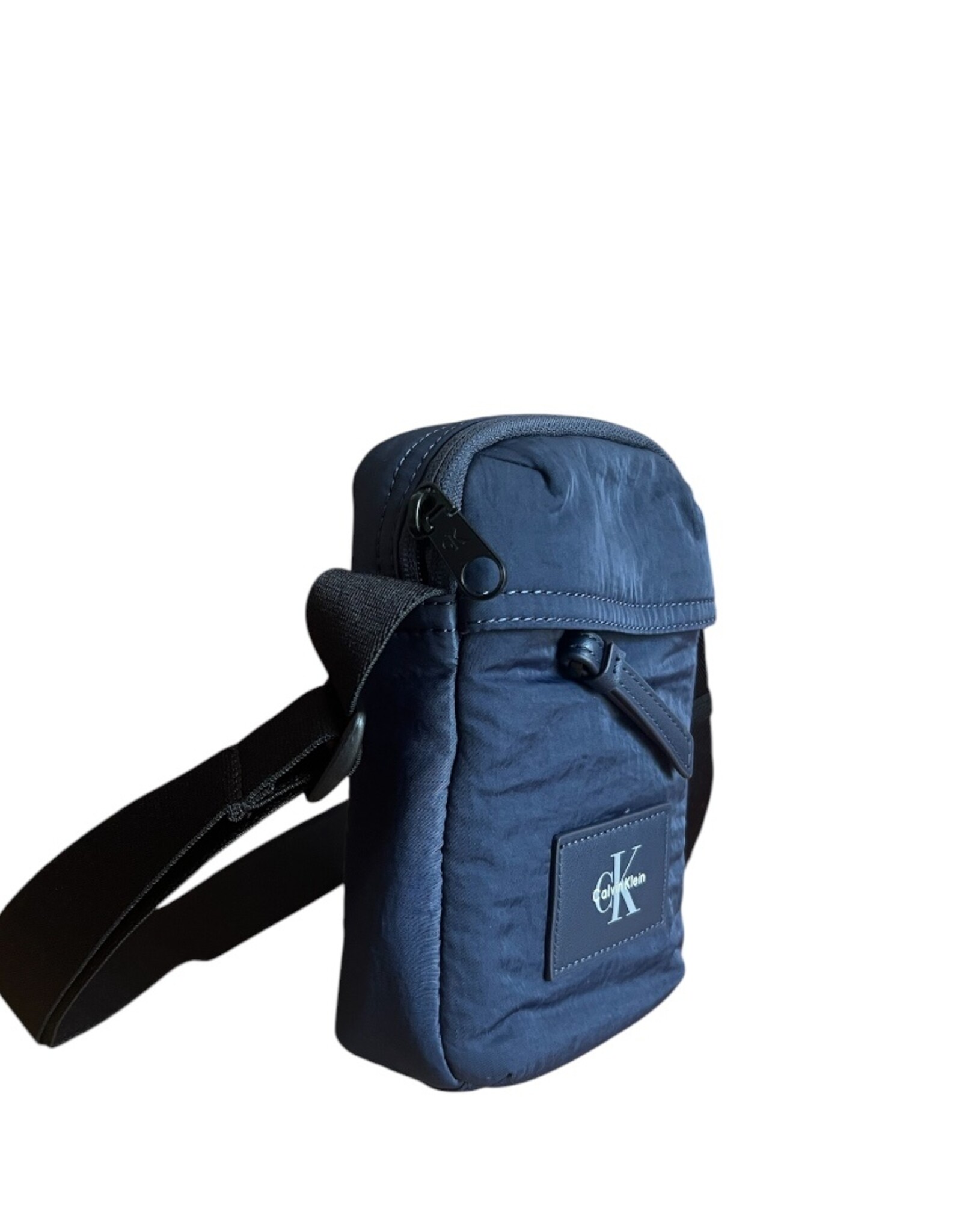 Calvin Klein Calvin Klein Metro Nylon Reporter Crossbody