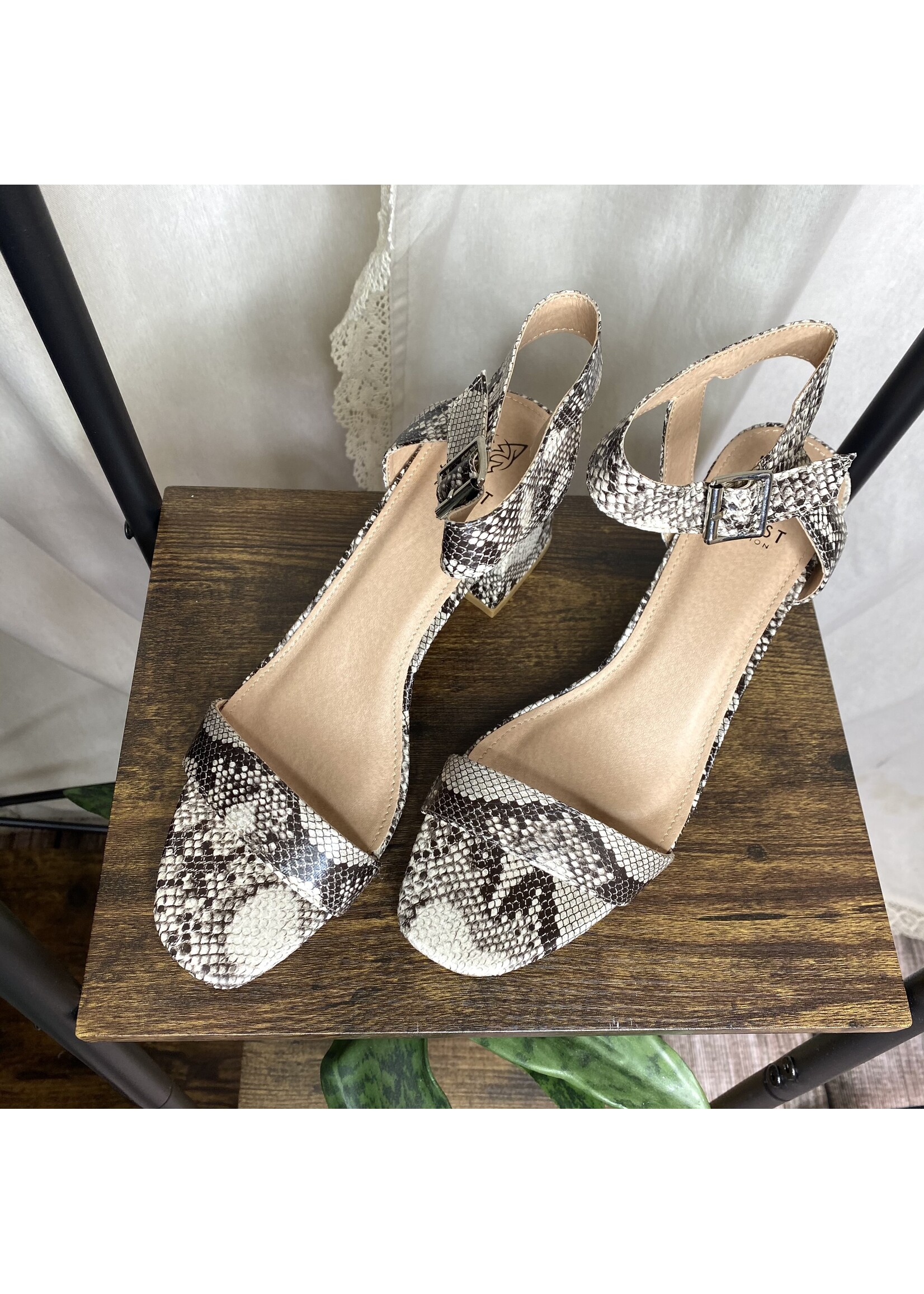 Sarah Square Heel