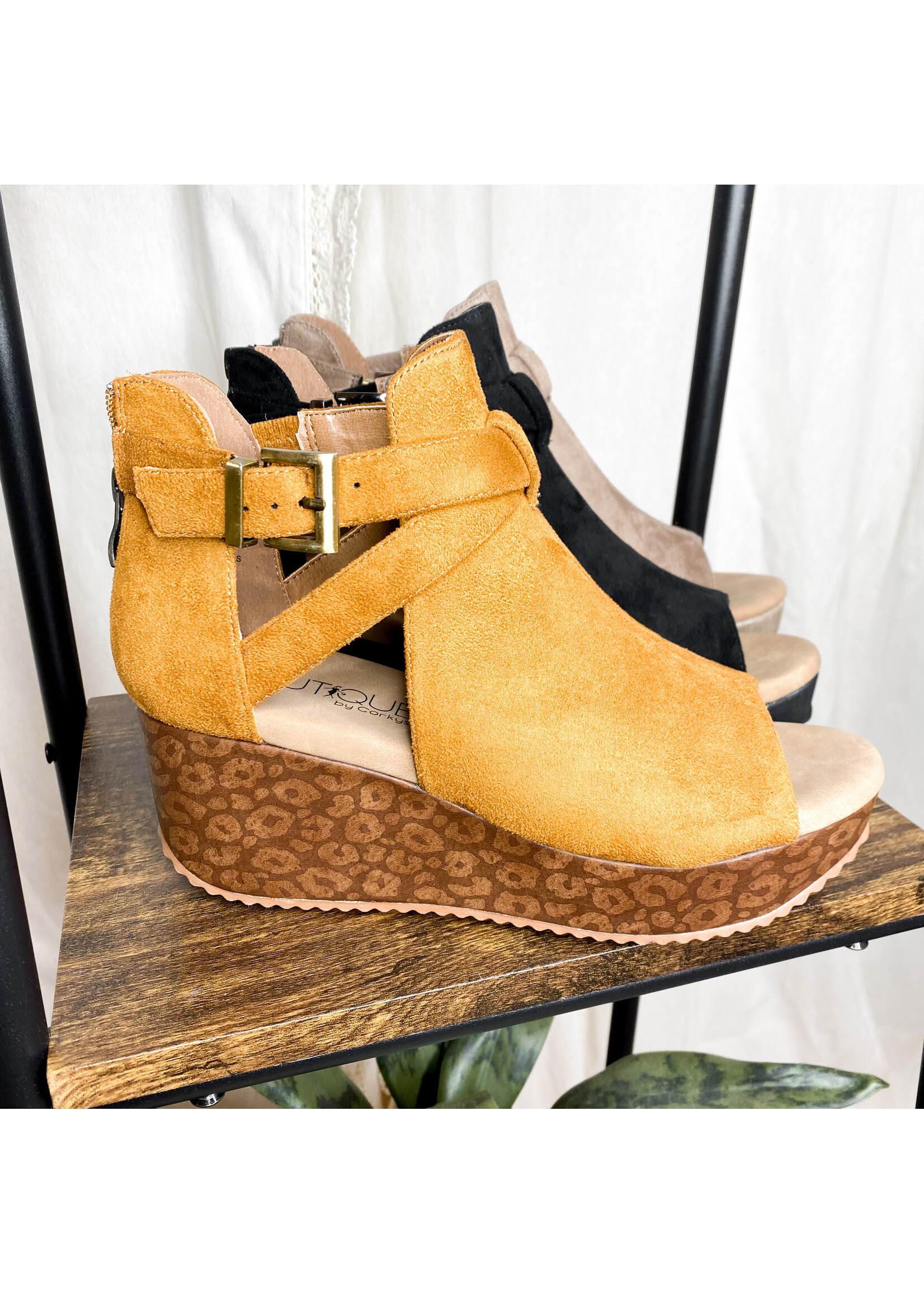 Felton Platform Wedge