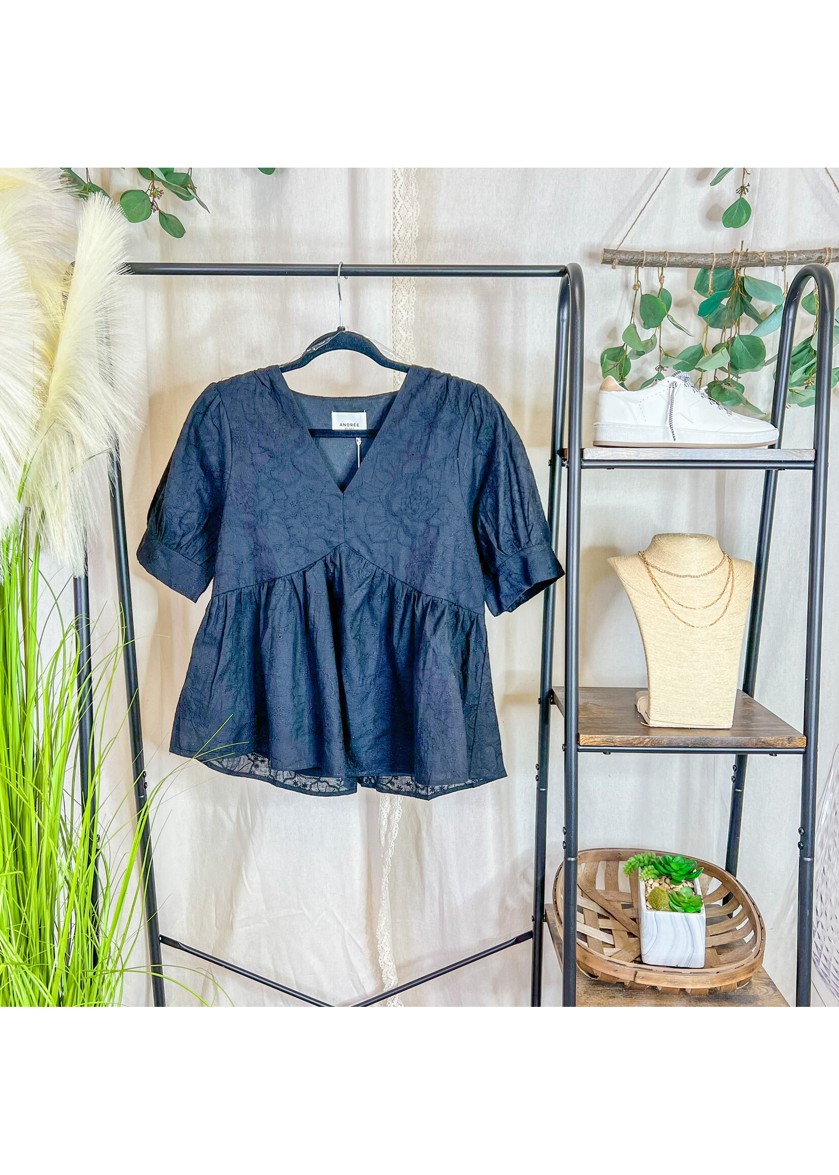 Southern Sundays Textured Top + Curves
