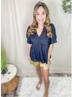 Southern Sundays Textured Top + Curves