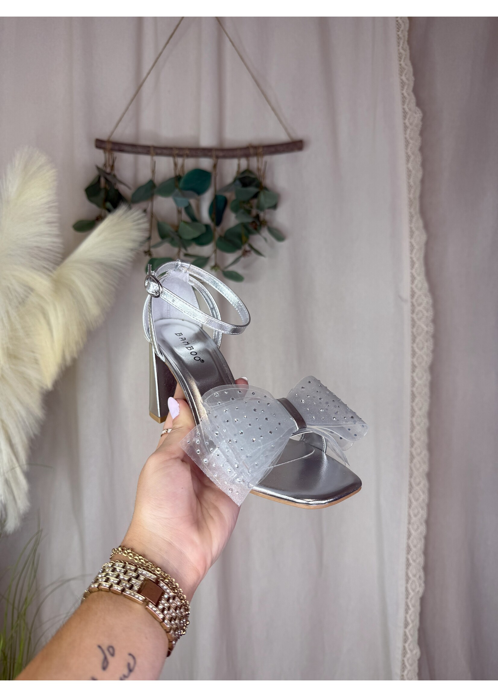 Everlasting-24 Tule Toe Strap Heel