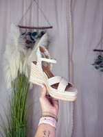 Likey Lace Wedge