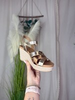 Tier Braided Wedge