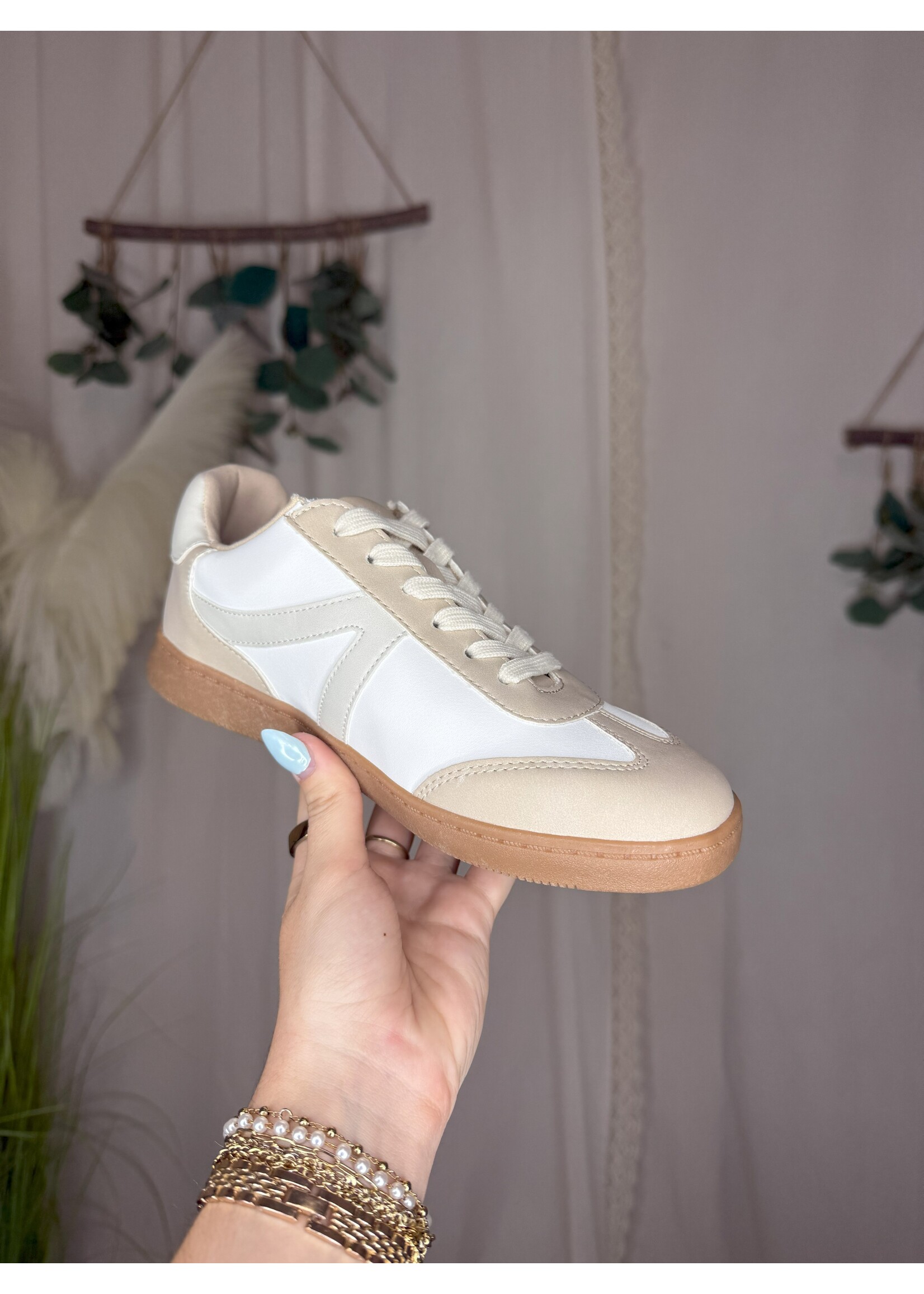 Galton Sneakers