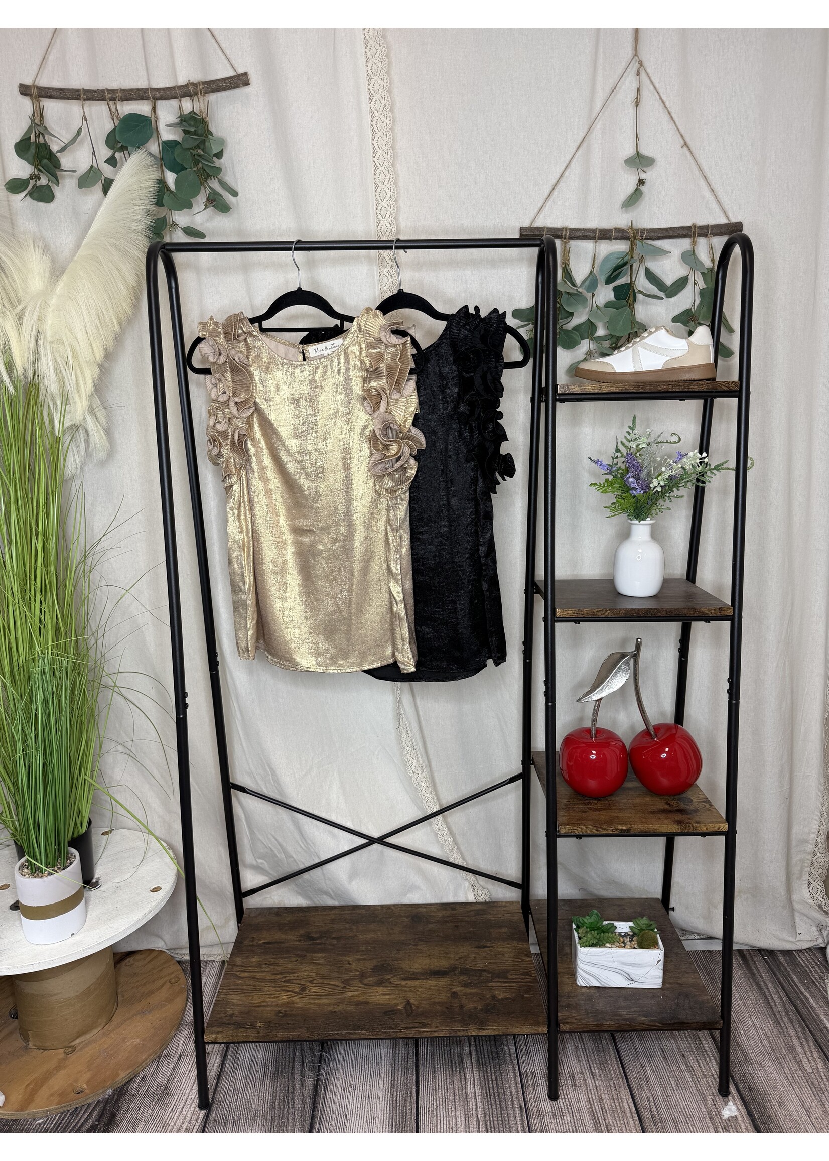 In Champion Square Top