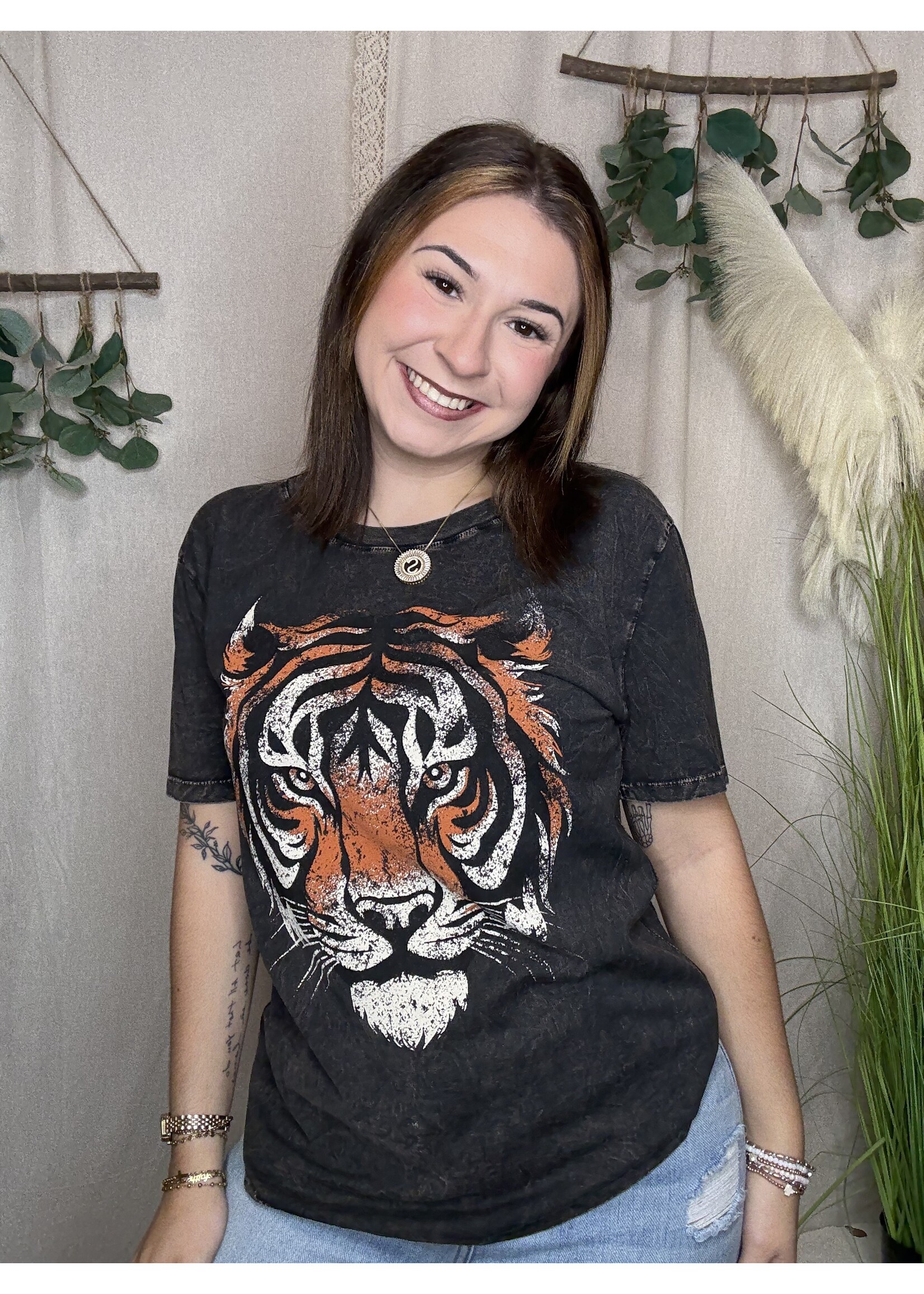 HRTandLUV Show Me The Mascot Top