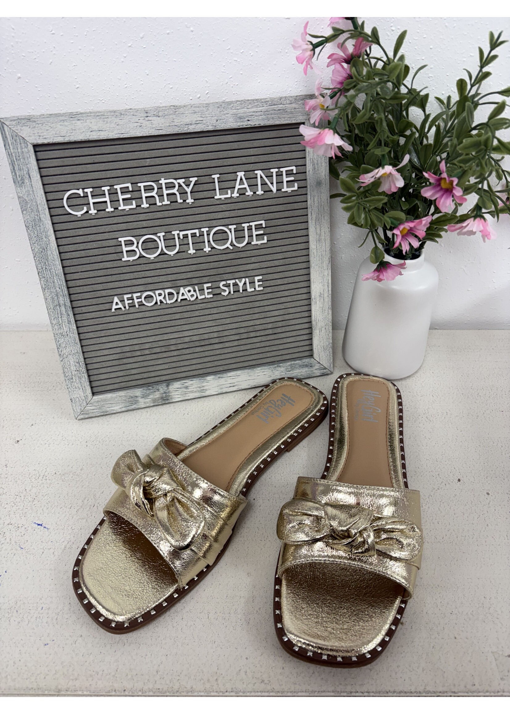 Corky's Clam Bake- Gold Crinkle Metallic Shoes