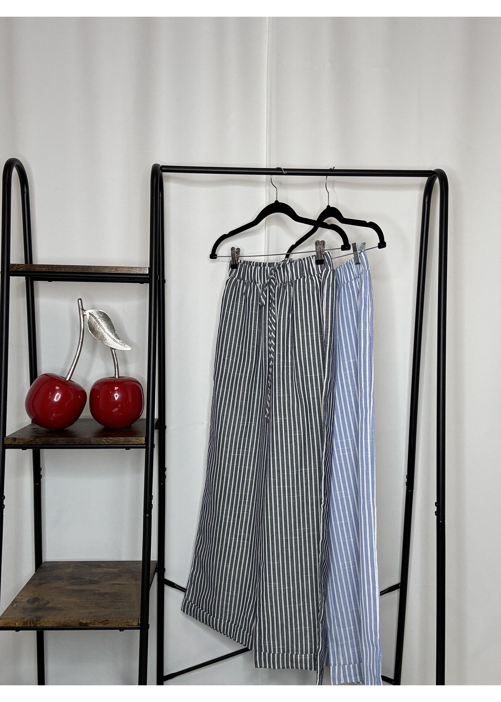 Hope & Sunshine Stripped Casual Pants Pockets