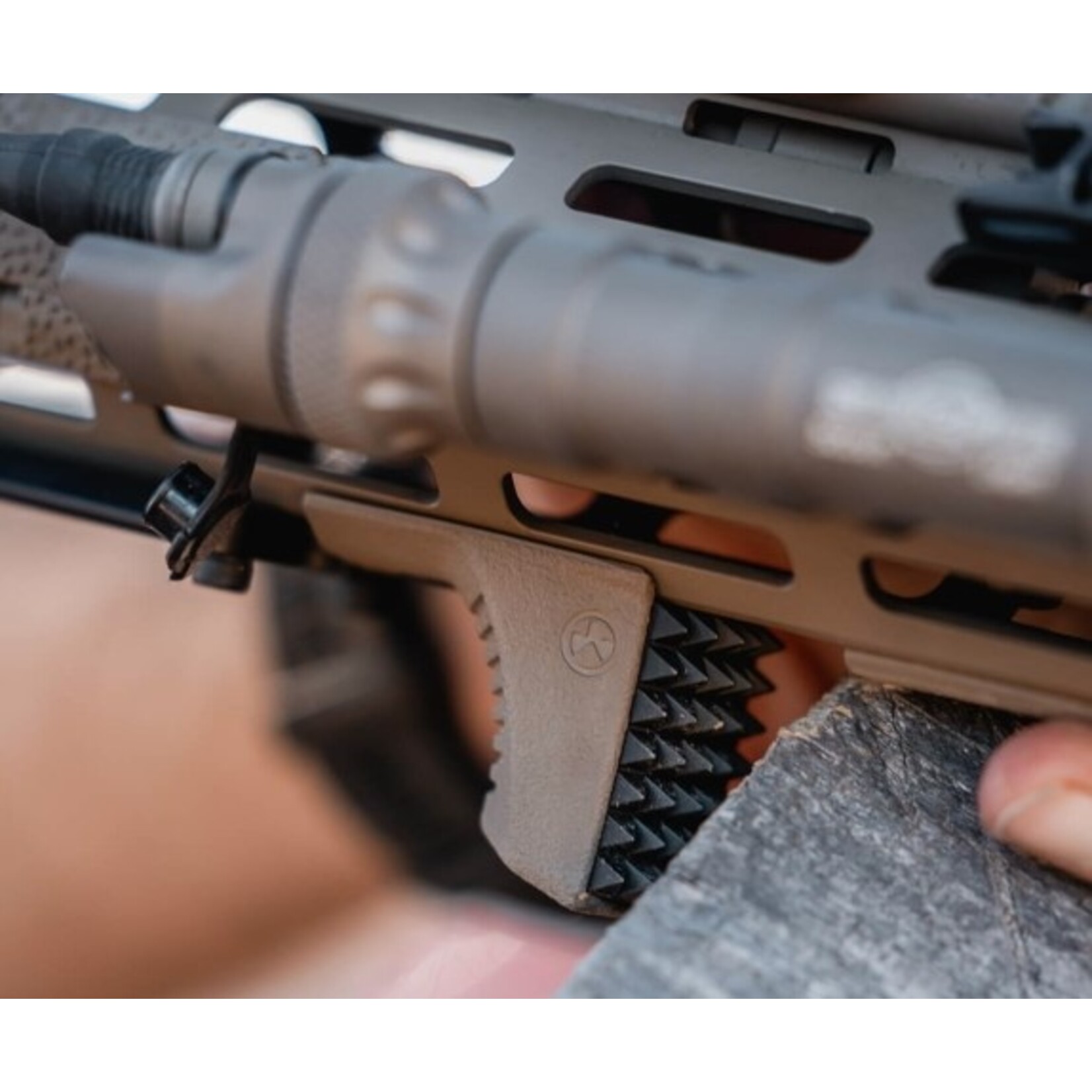 Magpul Barricade Stop M-LOK - FDE