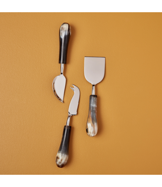 Be Home Horn & Stainless Cheese Set