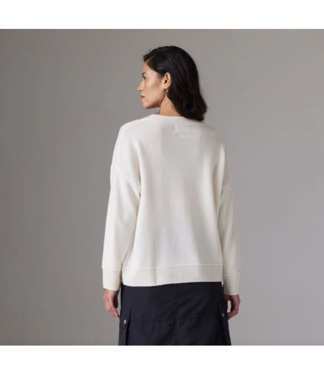 Pomelo Cashmere Chunky V-Neck Sweater-available in beige