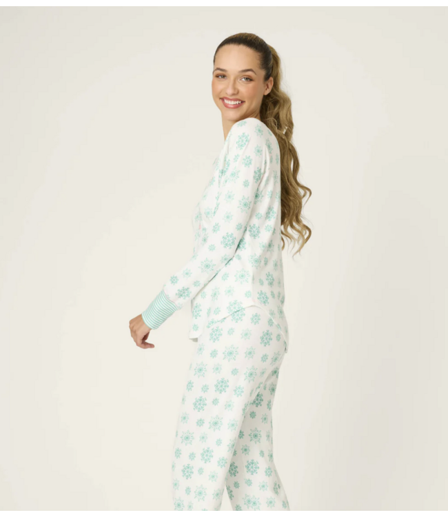 Snowflake Wishes Pajama Set