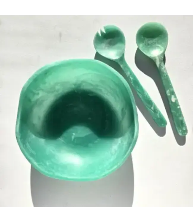 Wavy Resin Salad Bowl w Servers
