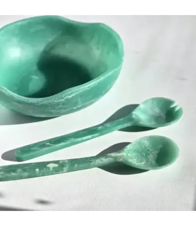 Gibb & Daan Wavy Resin Salad Bowl w Servers