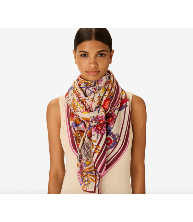 Square Pagode Scarf