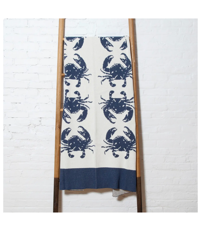 In2green Crab Throw Blanket