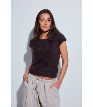 Crush Cashmere Brushed Zermatt Cap Sleeve Top-available in cream