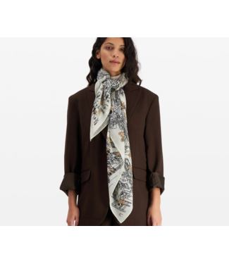 Inoui Editions Central Park Wool Square Scarf