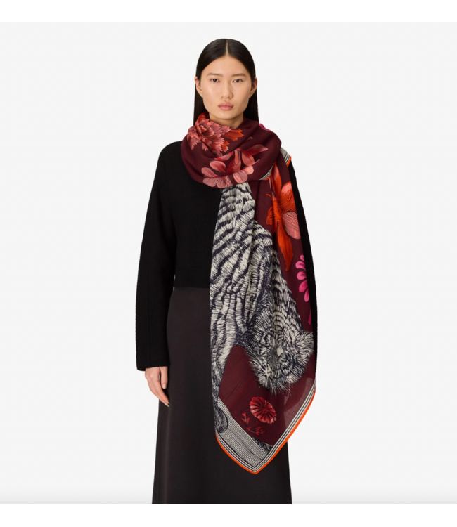 Square 130 Gustav Scarf