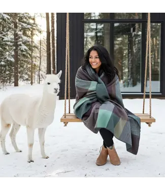 Schupaca Alpaca Alpaca Throw Blanket- Twilight