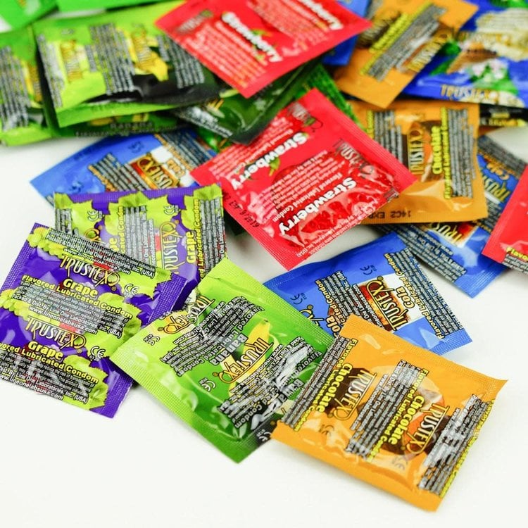 Flavored Condoms (bulk) - The Smitten Kitten Inc.