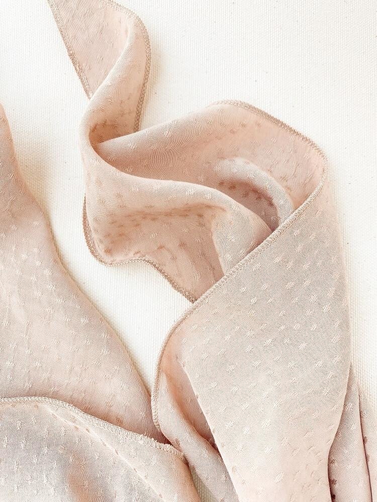Chelsea King Poppy Dobby Taupe Scrunchie Scarf Set