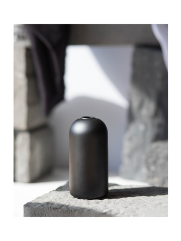 Everlasting Candle Company Wylie Vase Black