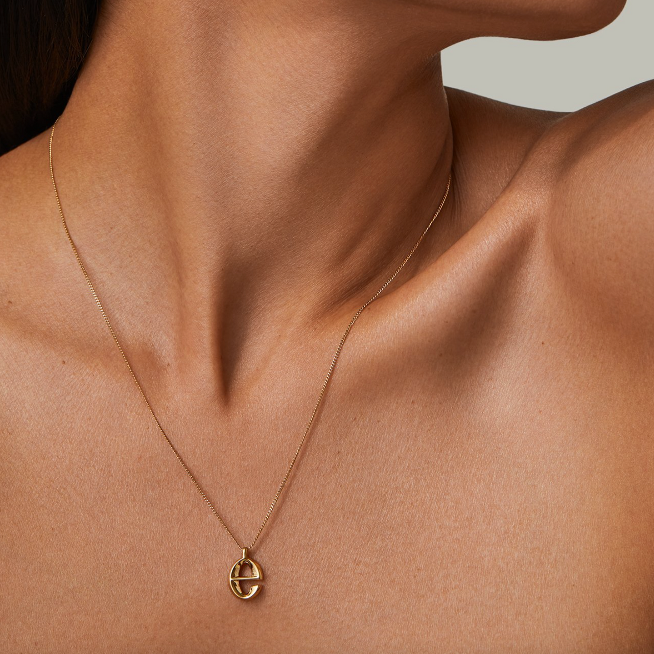 Jenny Bird | Monogram Necklace Letter E 