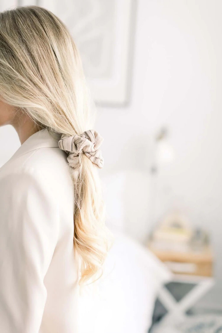 Chelsea King Maison Beige Stripe Scrunchie Classic