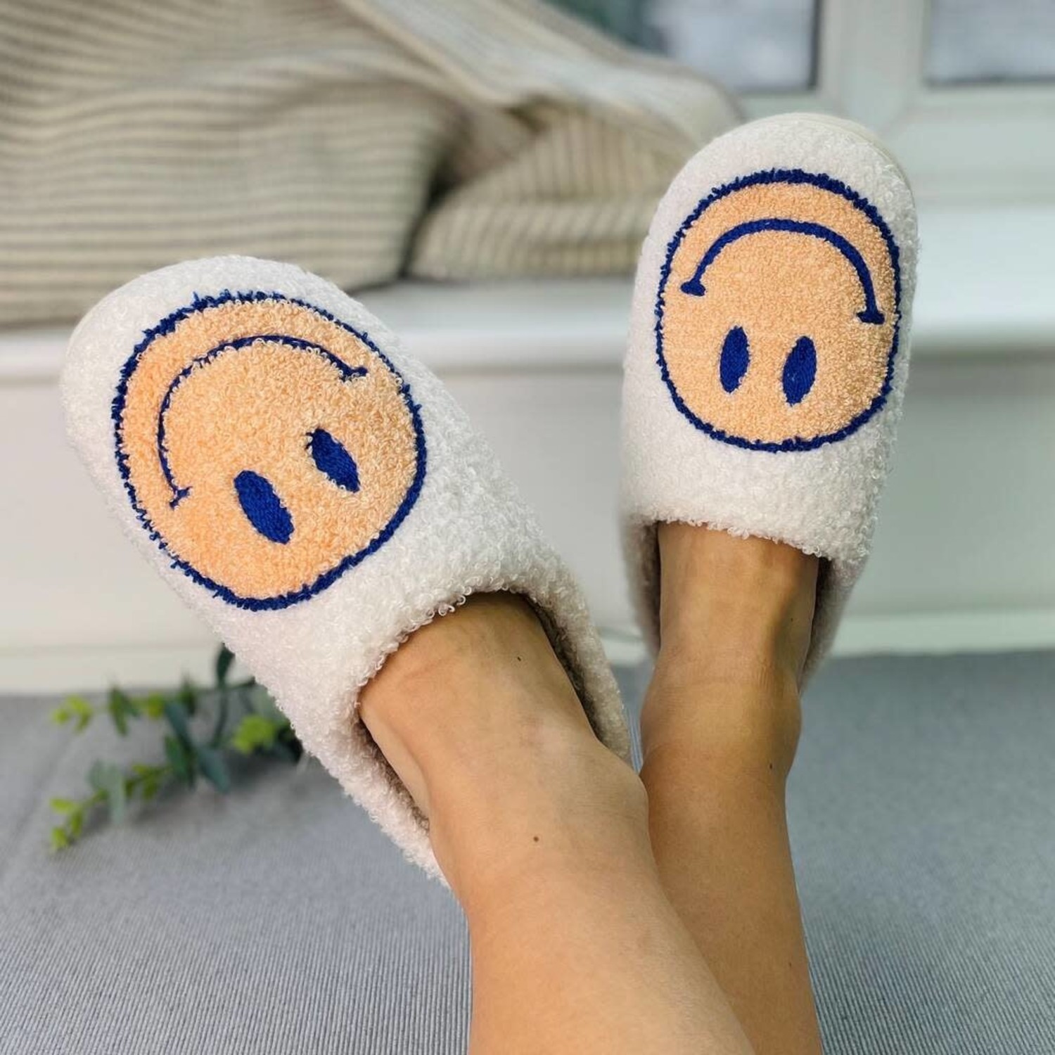 LimLim Accessories Smiley Slippers Peach