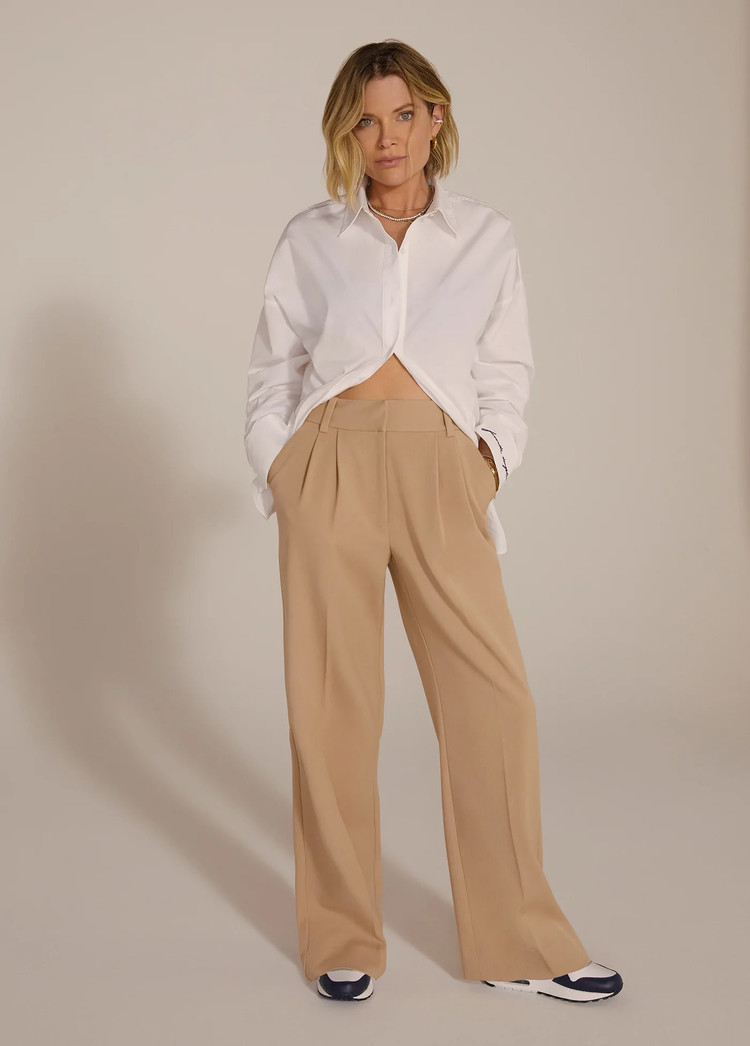 Favorite Daughter Favorite Pant Shortie Beige
