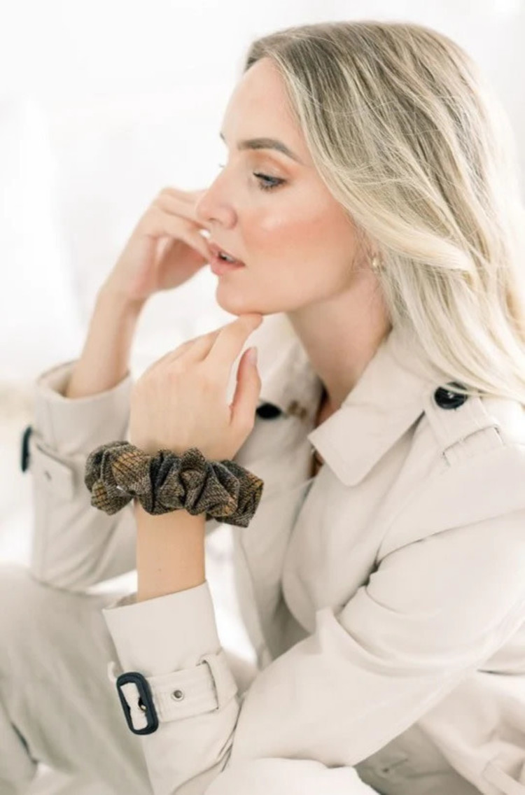 Chelsea King Park Ave Holmes Check Scrunchie Classic