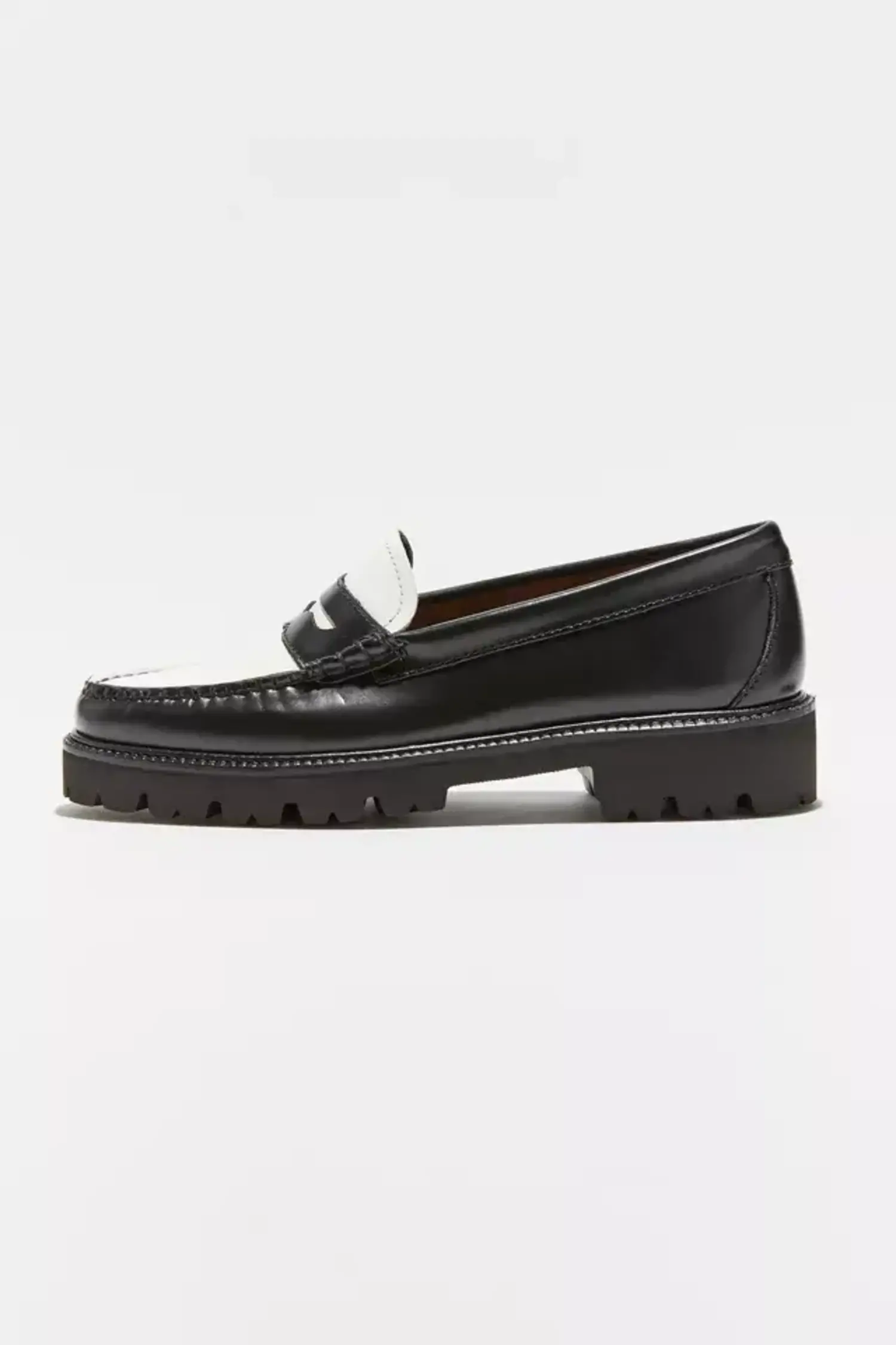 G.H. Bass | Whitney Super Lug Loafer Black/White - Tryst Boutique