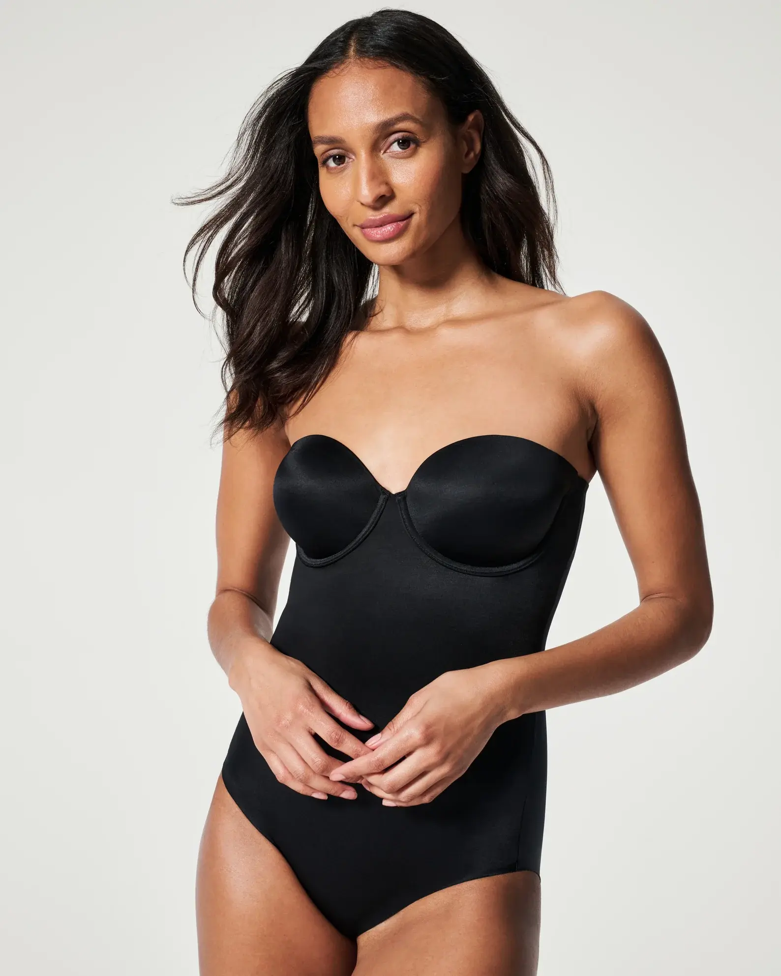 ASSETS by SPANX Women's Flawless Finish Strapless Cupped Midthigh Bodysuit  - Black L