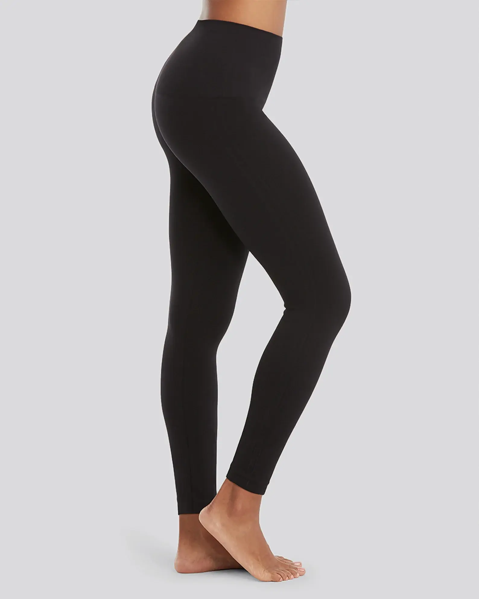SPANX, Pants & Jumpsuits, Spanx Look At Me Now Seamless Leggings In Very  Black Size Small