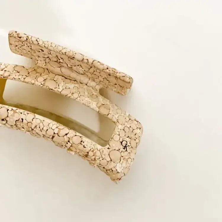 Chelsea King French Cutout Claw Stone Matte