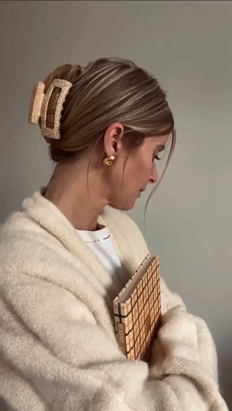 Chelsea King French Cutout Claw Stone Matte