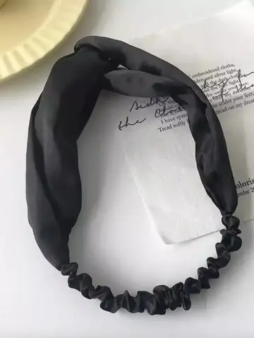 Swoon Beauty Satin Cross Headband Black