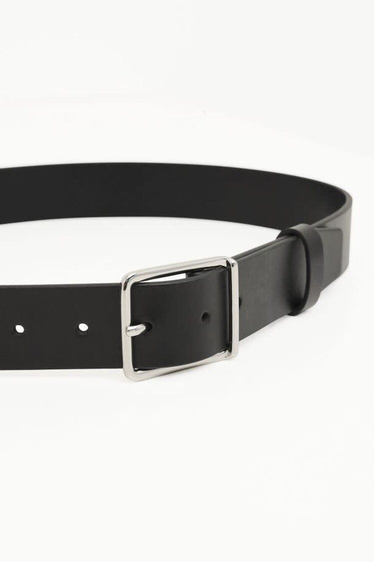 Part Two Lisca Belt Black