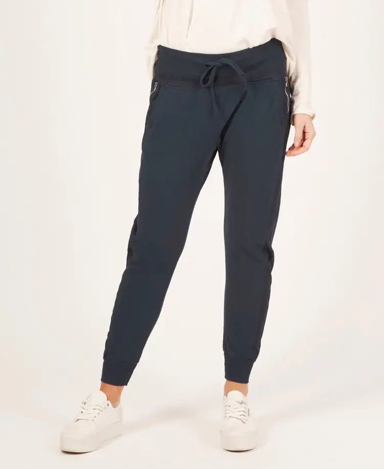 Suzy D Ultimate Joggers Navy