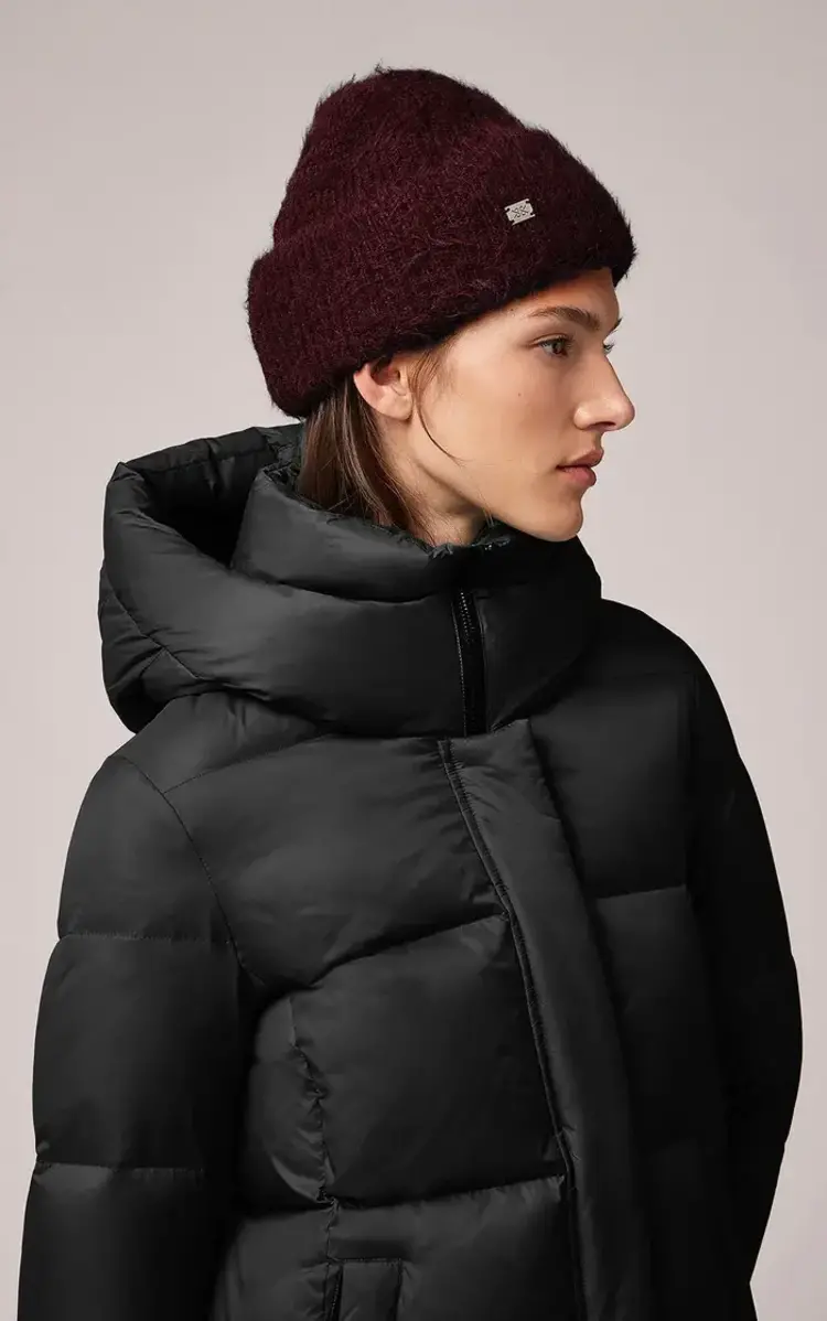 Soia & Kyo Jaya Fuzzy Rib Knit Toque Merlot