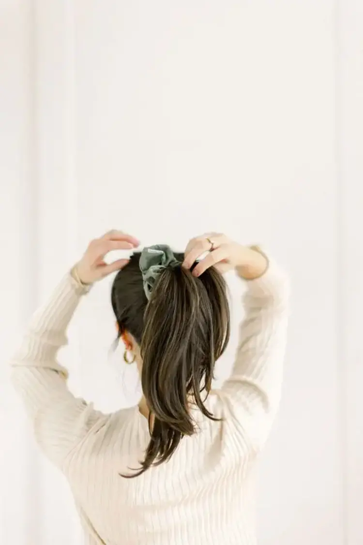Chelsea King Luxe Olive Scrunchie Classic