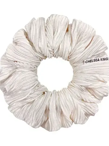 Chelsea King Plisse Ivory Scrunchie Classic