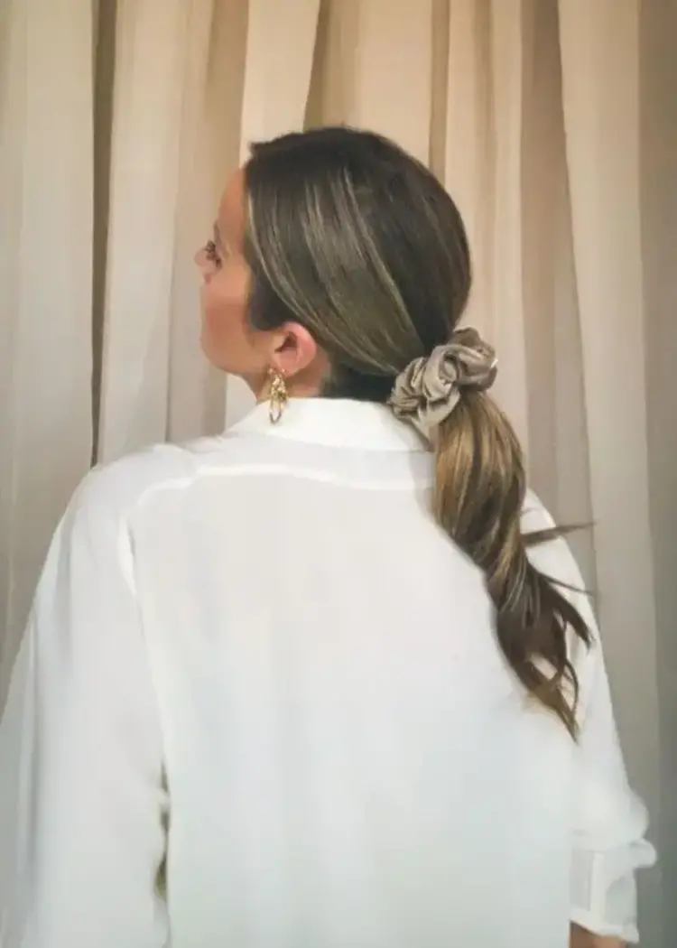 Chelsea King Edwardian Velvet Beige Scrunchie Classic