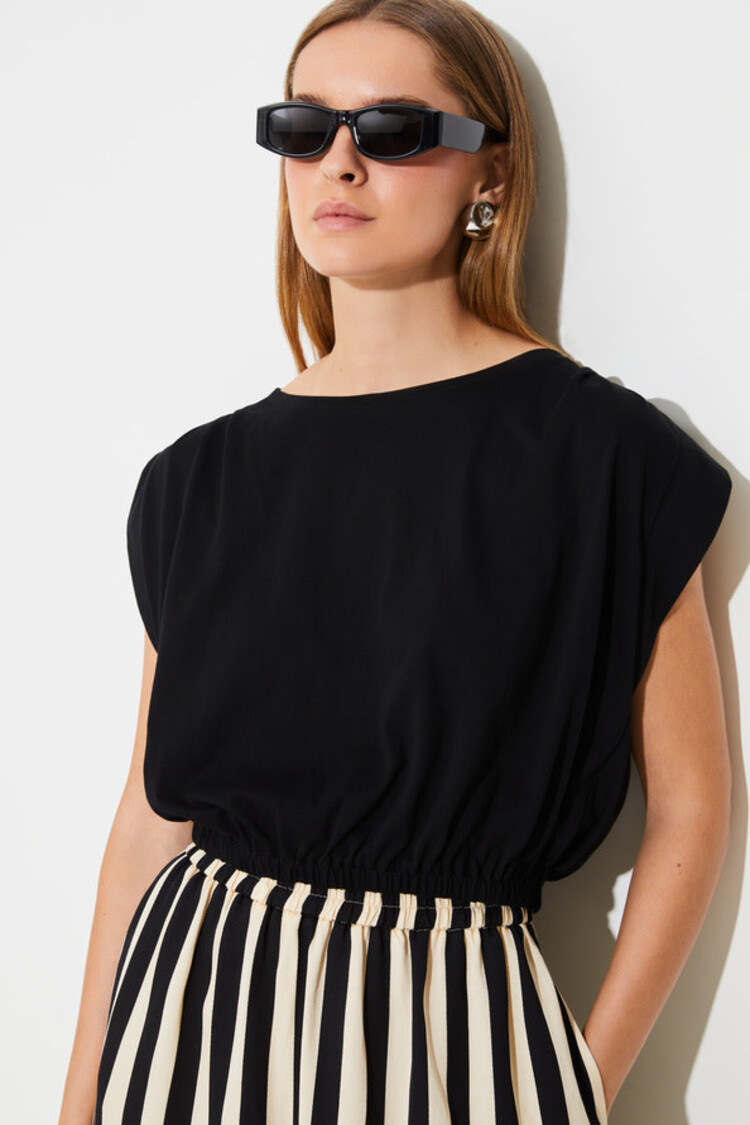 Suncoo Marcha Cropped T-Shirt Noir