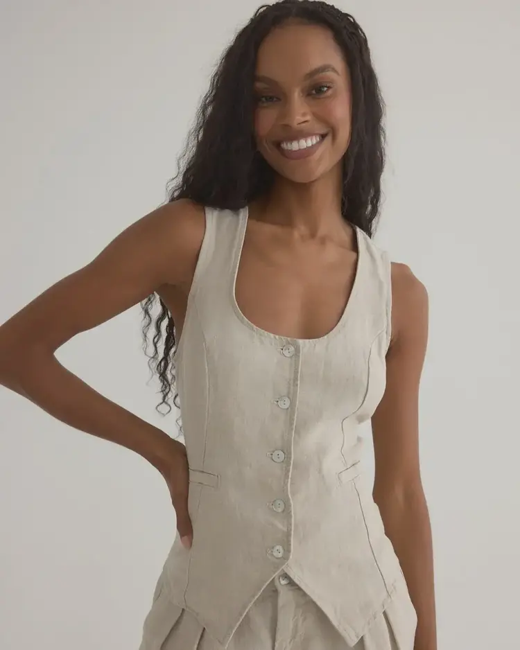 Bella Dahl Scoop Neck Vest Linen Sand