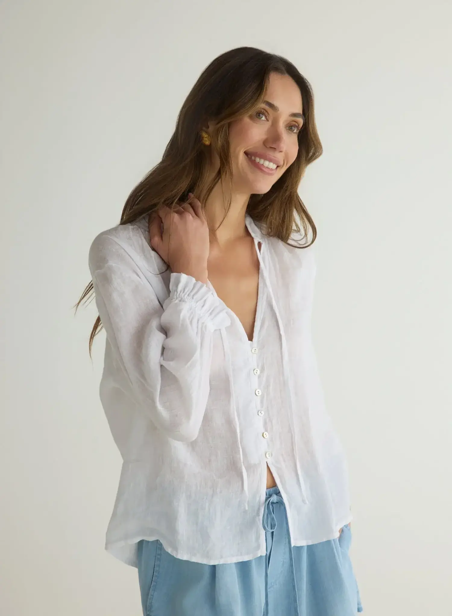 Bella Dahl | 3/4 Sleeve Tie Neck Blouse White - Tryst Boutique