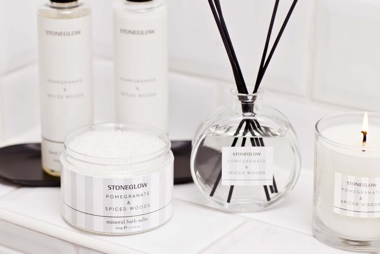 Stoneglow Modern Classics Pomegranate & Spiced Woods Mineral Bath Salts